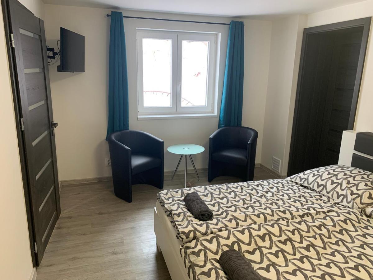 Apartman U Drahotu Pernink ภายนอก รูปภาพ