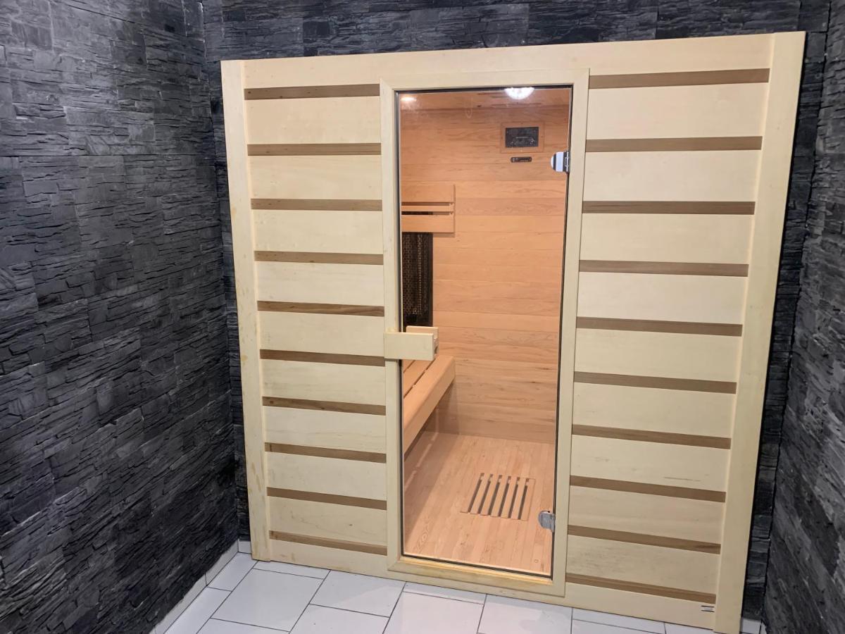 Apartman U Drahotu Pernink ภายนอก รูปภาพ